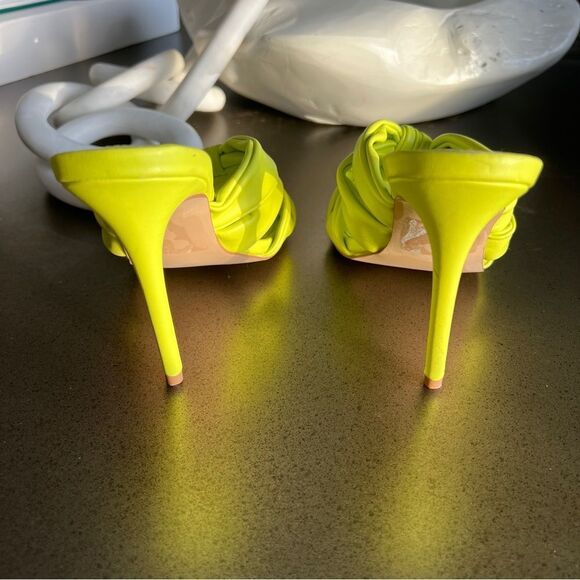 Steve Madden Neon Knotted Heels - Striking Style Size7.5 - Picture 4 of 7